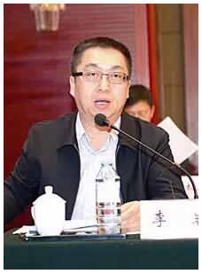 李岩.jpg
